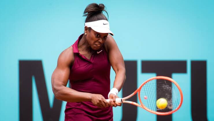 Mandatory Credit: Photo by Rob Prange Shutterstock (11876063bt) Sloane Stephens of the United States in action during her second-round match at the 2021 Mutua Madrid Open WTA, Tennis Damen 1000 tournament Mutua Madrid Open, Tennis, La Caja Magica, Madrid, Spain - 01 May 2021 Mutua Madrid Open, Tennis, La Caja Magica, Madrid, Spain - 01 May 2021  Copyright: xRobxPrange Shutterstockx 11876063bt
