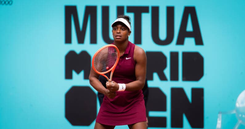 May 1, 2021, MADRID, MADRID, SPAIN: Sloane Stephens of the United States in action during her second-round match at the 2021 Mutua Madrid Open WTA, Tennis Damen 1000 tournament against Ons Jabeur of Tunisia MADRID SPAIN - ZUMAa181 20210501_zaa_a181_201 Copyright: xRobxPrangex