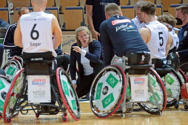 01 05 2021, xovx, wheelchair basketball champions cup 2021, semifinals, CD Ilunion Madrid RSV Lahn Dill Head Coach Janet Zeltinger RSV Lahn Dill Wetzlar Rittal Arena Hesse Germany EN