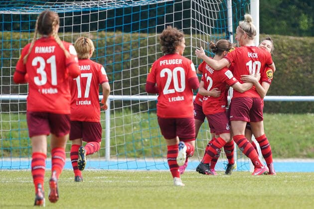1 FC Köln players cheer about the goal to 0 1, jubilation, goal celebration, celebrate the goal, goal, celebration, cheering about the goal, optimistic, game scene, highlight, action, action, 02 05 2021, Sinsheim Germany , Football, 2 Women Bundesliga South, TSG 1899 Hoffenheim II U20 1 FC Köln, DFB DFL REGULATES PROHIBIT ANY USE OF PHOTOGRAPHS AS IMAGE SEQUENCES AND OR QUASI VIDEO xozx