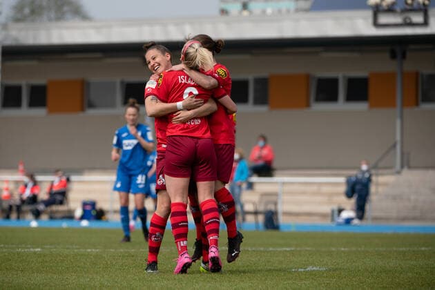 Mandy Islacker 1 FC Koeln and Sabrina Horvat 1 FC Koeln cheer over the goal, GER, TSG 1899 Hoffenheim U20 vs 1 FC Koeln, 02 05 2021, Frauen Fussball 2 Bundesliga Sued, 12 Spieltag, Spielzeit 2020 2021 DFB REGULATIONS PROHIBIT ANY USE OF PHOTOGRAPHS AS IMAGE SEQUENCES AND OR QUASI VIDEO GER, TSG 1899 Hoffenheim U20 vs 1 FC Koeln, 02 05 2021, Womens Football 2 Bundesliga Sued, 12 Spieltag, Spielzeit 2020 2021 Sinsheim Copyright: xEibnerxPressefoto MichaelxMemmlerx EP_MMR