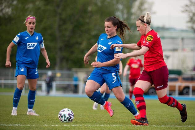 Amelie Claire Bohnen TSG Hoffenheim U20 in duel with Marith Mueller Priessen 1 FC Koeln , GER, TSG 1899 Hoffenheim U20 vs 1 FC Koeln, 02 05 2021, Frauen Fussball 2 Bundesliga Sued, 12 Spieltag, Spielzeit 2020 2021 DFB REGULATIONS PROHIBIT ANY USE OF PHOTOGRAPHS AS IMAGE SEQUENCES AND OR QUASI VIDEO GER, TSG 1899 Hoffenheim U20 vs 1 FC Koeln , 02 05 2021, Womens Football 2 Bundesliga Sued, 12 Spieltag, Spielzeit 2020 2021 Sinsheim Copyright: xEibnerxPressefoto MichaelxMemmlerx EP_MMR