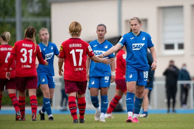 Neele Beck TSG Hoffenheim U20 high-fives Yuka Hirano 1 FC Koeln, GER, TSG 1899 Hoffenheim U20 vs 1 FC Koeln, 02 05 2021, Womens Football 2 Bundesliga Sued, Matchday 12, Spielzeit 2020 2021 DFB REGULATIONS PROHIBIT ANY USE OF PHOTOGRAPHS AS IMAGE SEQUENCES AND OR QUASI VIDEO GER, TSG 1899 Hoffenheim U20 vs 1 FC Koeln, 02 05 2021, Womens Football 2 Bundesliga Sued, 12 Spieltag, Spielzeit 2020 2021 Sinsheim Copyright: xEibnerxPressefoto MichaelxMemmlerx EP_MMR