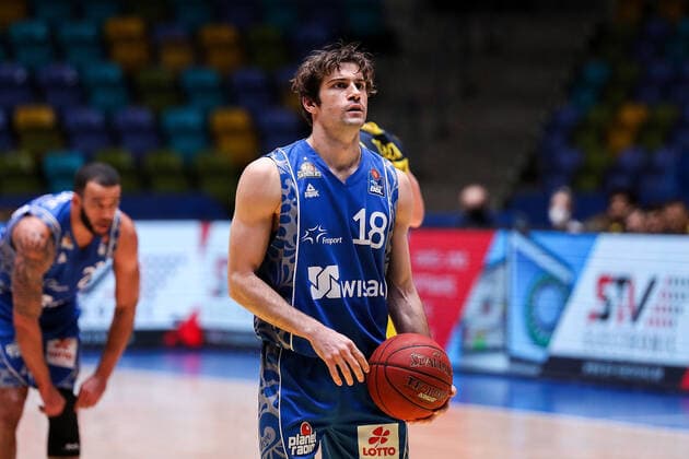 02 05 2021, xmkx, Basketball easyCredit BBL, Fraport Skyliners EWE Baskets Oldenburg v l Joe Rahon Fraport Skyliners DFL DFB REGULATIONS PROHIBIT ANY USE OF PHOTOGRAPHS as IMAGE SEQUENCES and or QUASI VIDEO emspor Frankfurt am Main