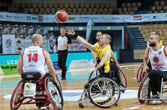 02 05 2021, xovx, Wheelchair Basketball Champions Cup 2021, Match for 3rd place, , Bidaideak Bilbao BSR CD Ilunion Madrid v l David Mouriz Bidaideak Bilbao BSR , Gregg Warburton CD Ilunion Madrid , Jordi Ruiz Bidaideak Bilbao BSR Wetzlar Rittal Arena Hessen Germany EN