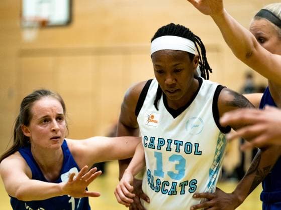 Duesseldorf, Germany, April 24th Marquita Lashae Waller (13 Bascats) during the Play-off game between the Capitol Bascats Duesseldorf and Qool Sharks Wuerzburg at Wekita Sportarena in Duesseldorf Play-off Game DBBL - Capitol Bascats Duesseldorf v Qool Sharks W 