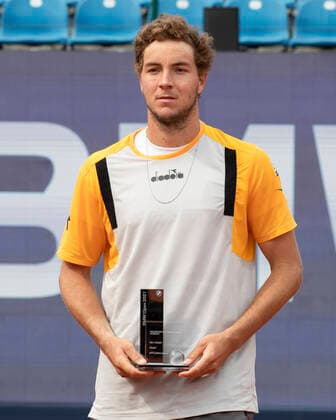 Finaiist Jan Lennard Struff GER Men Singles, Award Ceremony, Presentation Copyright: xJuergenxHasenkopfx