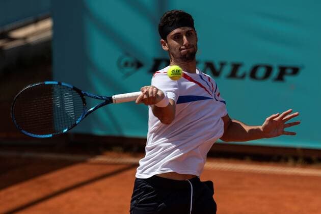 Spanish Carlos Taberner in action against Lorenzo Musetti of Italy during their Mutua Madrid Open tennis tournament s game at Caja Magica tennis complex in Madrid, Spain, 02 May 2021. Mutua Madrid Open !ACHTUNG: NUR REDAKTIONELLE NUTZUNG!  Copyright: xRodrigoxJimenezx GRAF7369 20210502-637555717222169670
