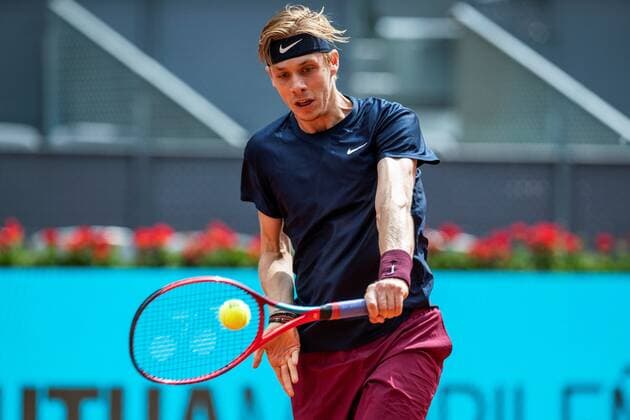 Canadian Denis Shapovalov in action against Dusan Lajovic of Serbia during their Mutua Madrid Open tennis tournament s game at Caja Magica tennis complex in Madrid, Spain, 02 May 2021. Mutua Madrid Open !ACHTUNG: NUR REDAKTIONELLE NUTZUNG!  Copyright: xRodrigoxJimenezx GRAF7671 20210502-637555730632949739