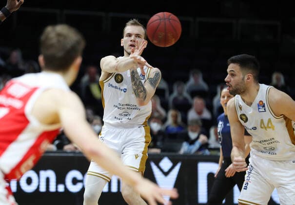 Löwen Braunschweig vs Bamberg, BBL Braunschweig, 02 05 2021, BASKETBALL easyCredit BBL Basketball Bundesliga, Löwen Braunschweig vs Brose Bamberg, season 2020 21 Amas Velicka Löwen Braunschweig Braunschweig