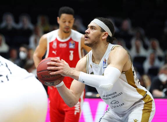 Löwen Braunschweig vs Bamberg, BBL Braunschweig, 02 05 2021, BASKETBALL easyCredit BBL Basketball Bundesliga, Löwen Braunschweig vs Brose Bamberg, season 2020 21 Gavin Schilling Löwen Braunschweig Braunschweig
