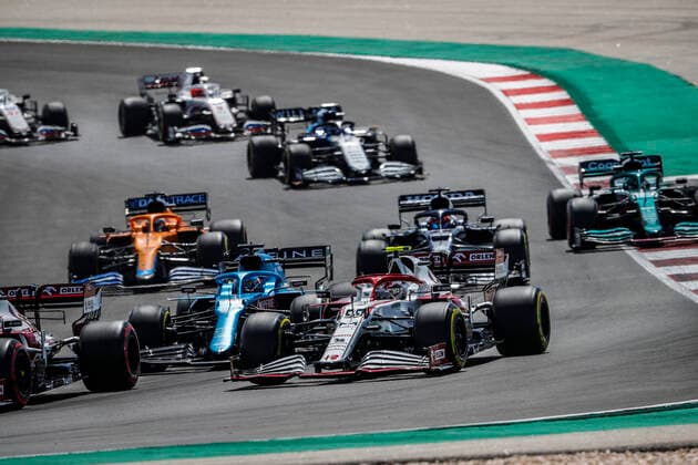 99 GIOVINAZZI Antonio (ita), Alfa Romeo Racing ORLEN C41, action during the Formula 1 Heineken Grande PrŽmio de Portugal 2021 from April 30 to May 2, 2021 on the Algarve International Circuit, in Portimao, Portugal FORMULE 1 : Grand Prix du Portugal - Course - Portimao - 01 05 2021 DPPI Panoramic  _V2_8255