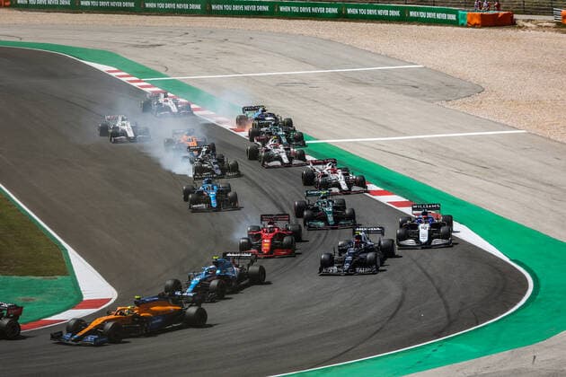 04 NORRIS Lando (gbr), McLaren MCL35M and 31 OCON Esteban (fra), Alpine F1 A521 and 10 GASLY Pierre (fra), Scuderia AlphaTauri Honda AT02, action during the Formula 1 Heineken Grande PrŽmio de Portugal 2021 from April 30 to May 2, 2021 on the Algarve International Circuit, in Portimao, Portugal FORMULE 1 : Grand Prix du Portugal - Course - Portimao - 01 05 2021 DPPI Panoramic  AV6_8706