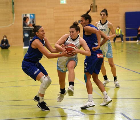 Promotion match to the 1 Basketball Bundesliga of the women Capitol Bascats Qool Sharks Würzburg 02 05 2021 Iva Banozic Bascats center against two Würzburg women HM