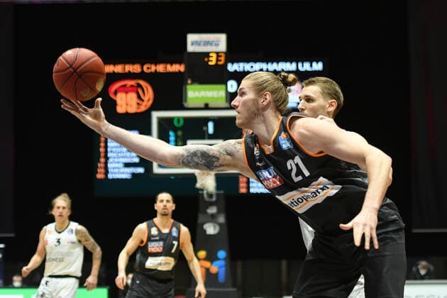 Dylan Osetkowski Ratiopharm Ulm on the ball, Niners Chemnitz vs Ratiopharm Ulm, 02 05 2021, easycredit Basketball Bundesliga, GER, season 2020 21 Niners Chemnitz vs Ratiopharm Ulm, 02 05 2021, easycredit Basketball Bundesliga, GER, season 2020 21 Chemnitz Copyright: xBertxHarzer xEibner-xPressefotox