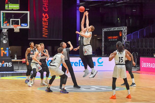 Chemnitz, Germany 02 May 2021 BBL 2020 2021 Niners Chemnitz vs Ratiopharm Ulm throw-in v li Dylan Osetkowski Ulm and Jonas Richter Chemnitz Fair Chemnitz Saxony Copyright: xFotostandx xDostmannx