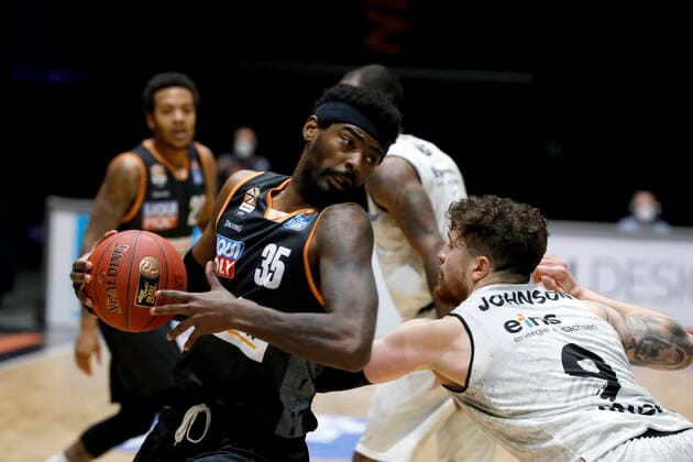 02 05 2021, easyCredit Basketball Bundesliga, BBL, season 2020 2021, men, Chemnitz Niners Ratiopharm Ulm Aric Holman, Ratiopharm Ulm Chemnitz Fair Chemnitz Saxony Germany