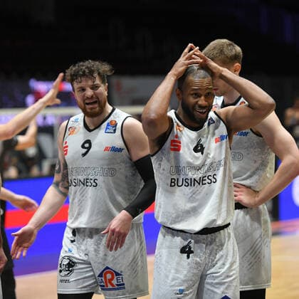 Virgil Matthews Niners Chemnitz center frustrated, Niners Chemnitz vs Ratiopharm Ulm, 02 05 2021, easycredit Basketball Bundesliga, GER, Season 2020 21 Niners Chemnitz vs Ratiopharm Ulm, 02 05 2021, easycredit Basketball Bundesliga, GER, Season 2020 21 Chemnitz Copyright: xBertxHarzer xEibner-xPressefotox