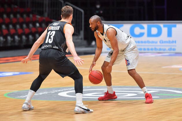 Chemnitz, Germany 02 May 2021 BBL 2020 2021 Niners Chemnitz vs Ratiopharm Ulm v li in duel Andreas Obst Ulm and Virgil Matthews Chemnitz Fair Chemnitz Saxony Copyright: xFotostandx xDostmannx