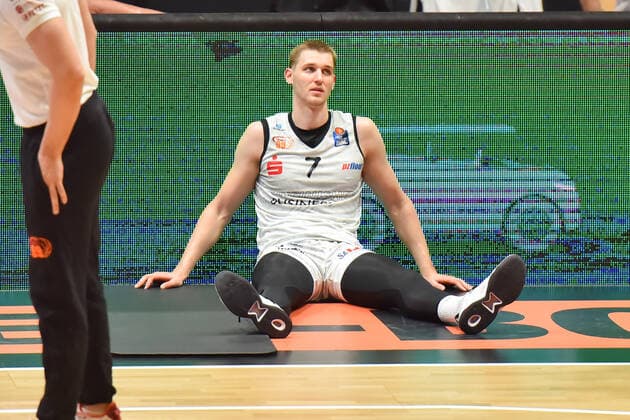 Chemnitz, Germany 02 May 2021 BBL 2020 2021 Niners Chemnitz vs Ratiopharm Ulm Disappointment Disappointment at Jonas Richter Chemnitz after the final whistle Messe Chemnitz Sachsen Copyright: xFotostandx xDostmannx