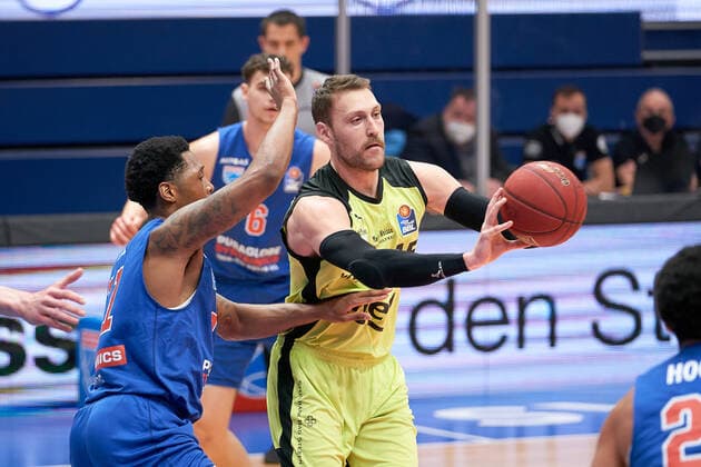 Syntainics MBC Medi Bayreuth, basketball, Bundesliga, men, 2020 2021, 32 matchday, 02 05 2021, v l Kyndahl Hill MBC, 11 , Matthew Tiby bayreuth, 15 Syntainics MBC Medi Bayreuth, basketball, Bundesliga, men, 2020 2021, 32 matchday, 02 05 2021, Weissenfels Copyright: xEckehardxSchulz Eibner-Pressefotx ep_esz