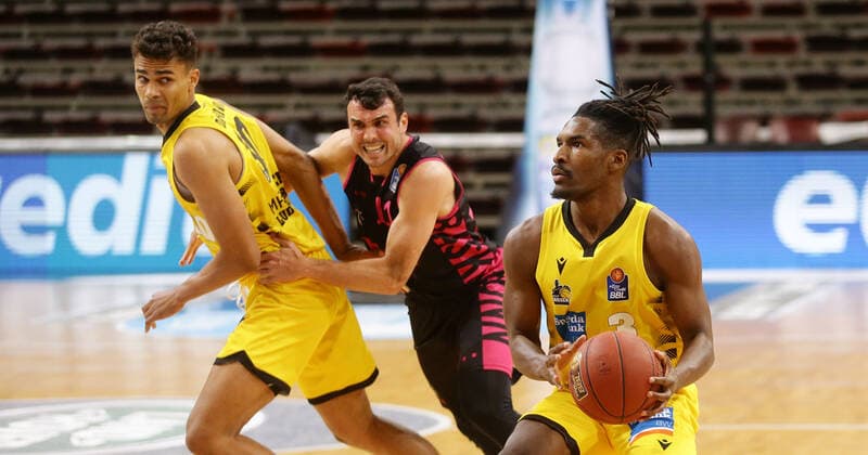 Ludwigsburg , Basketball easyCredit BBL Bundesliga , MHP RIESEN Ludwigsburg vs Telekom Baskets Bonn , right Jaleen Smith Riesen