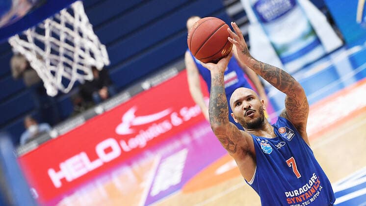 Basketball, 1 Bundesliga, season 2020 2021, 32 matchday, SYNTAINICS MBC Mitteldeutscher Basketball Club Weissenfels vs medi bayreuth 02 05 2021 free throw Sergio Kerusch MBC Weissenfels, back number 7 on the ball during the game Weißenfels vs Bayreuth 02 05 2021 Weißenfels Sachsen Anhalt Germany Stadthalle Weißenfels
