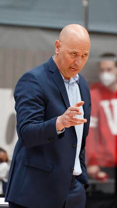 02 05 2021, Basketball, BBL 2020 2021, 32 matchday, s Oliver Wuerzburg ALBA BERLIN, GER, Wuerzburg, s Oliver Arena, picture from left Headcoach Denis Wucherer s Oliver Wuerzburg Copyright: HMBxMedia xHeikoxBecker