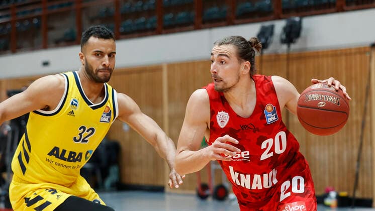 02 05 2021, Basketball, BBL 2020 2021, 32 matchday, s Oliver Wuerzburg ALBA BERLIN, GER, Wuerzburg, s Oliver Arena, picture from left Johannes Thiemann ALBA BERLIN and Julian Albus s Oliver Wuerzburg Copyright: HMBxMedia xHeikoxBecker