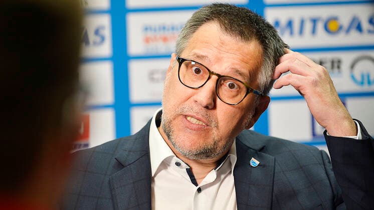 Basketball, 1 Bundesliga, season 2020 2021, 32 match day, SYNTAINICS MBC Mitteldeutscher Basketball Club Weissenfels vs medi bayreuth 02 05 2021 70 99 34 42 Head Coach Silvano Poropat MBC Weissenfels after the game Weißenfels vs Bayreuth 02 05 2021 in interview Weißenfels Sachsen Anhalt Germany Stadthalle Weißenfels