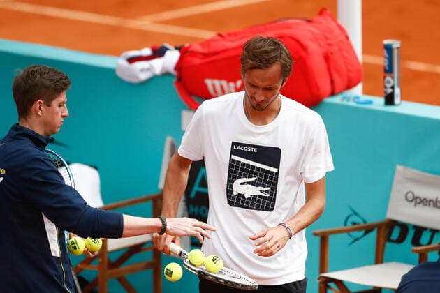 May 3, 2021, MADRID, MADRID, SPAIN: Daniil Medvedev of Russia in action during his practice session for the ATP, Tennis Herren Masters 1000 - Mutua Madrid Open 2021 at La Caja Magica on May 3, 2021 in Madrid, Spain. MADRID SPAIN - ZUMAa181 20210503_zaa_a181_006 Copyright: xOscarxJ.xBarrosox