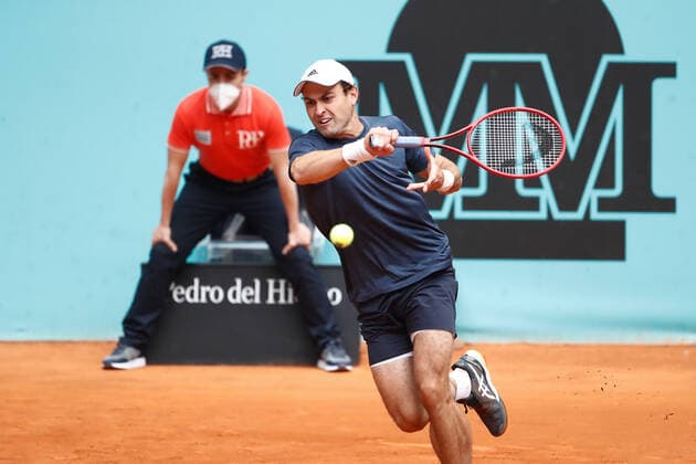May 3, 2021, MADRID, MADRID, SPAIN: Aslan Karatsev of Russia in action during his Men s Singles match, round of 64, against Ugo Humbert of France on the ATP, Tennis Herren Masters 1000 - Mutua Madrid Open 2021 at La Caja Magica on May 3, 2021 in Madrid, Spain. MADRID SPAIN - ZUMAa181 20210503_zaa_a181_021 Copyright: xOscarxJ.xBarrosox