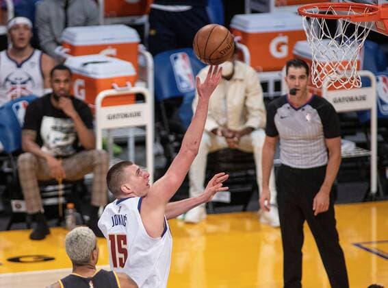 Los Angeles (United States), 03 05 2021.- Nikola Jokic of the Nuggets jumps to the basket during the NBA, Basketball Herren, USA game between Los Angeles Lakers and Denver Nuggets, at the Staples Center in Los Angeles, California, USA, 03 May 2021. Los Angeles Lakers vs. Denver Nuggets !ACHTUNG: NUR REDAKTIONELLE NUTZUNG!  Copyright: xJavierxRojasx AME4927 20210504-637557052135744350