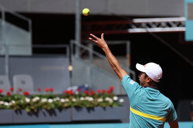 May 4, 2021, MADRID, MADRID, SPAIN: Kei Nishikori of Japan in action during his Men s Singles match, round of 64, against Karen Khachanov of Russia on the ATP, Tennis Herren Masters 1000 - Mutua Madrid Open 2021 at La Caja Magica on May 4, 2021 in Madrid, Spain. MADRID SPAIN - ZUMAa181 20210504_zaa_a181_025 Copyright: xOscarxJ.xBarrosox