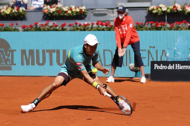 May 4, 2021, MADRID, MADRID, SPAIN: Kei Nishikori of Japan in action during his Men s Singles match, round of 64, against Karen Khachanov of Russia on the ATP, Tennis Herren Masters 1000 - Mutua Madrid Open 2021 at La Caja Magica on May 4, 2021 in Madrid, Spain. MADRID SPAIN - ZUMAa181 20210504_zaa_a181_031 Copyright: xOscarxJ.xBarrosox