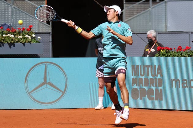 May 4, 2021, MADRID, MADRID, SPAIN: Kei Nishikori of Japan in action during his Men s Singles match, round of 64, against Karen Khachanov of Russia on the ATP, Tennis Herren Masters 1000 - Mutua Madrid Open 2021 at La Caja Magica on May 4, 2021 in Madrid, Spain. MADRID SPAIN - ZUMAa181 20210504_zaa_a181_062 Copyright: xOscarxJ.xBarrosox
