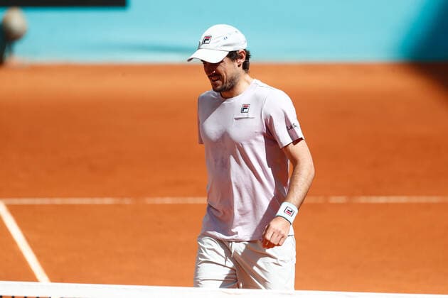 May 4, 2021, MADRID, MADRID, SPAIN: Guido Pella of Argentina in action during his Men s Singles match, round of 64, against Jannik Sinner of Italy on the ATP, Tennis Herren Masters 1000 - Mutua Madrid Open 2021 at La Caja Magica on May 4, 2021 in Madrid, Spain. MADRID SPAIN - ZUMAa181 20210504_zaa_a181_079 Copyright: xOscarxJ.xBarrosox