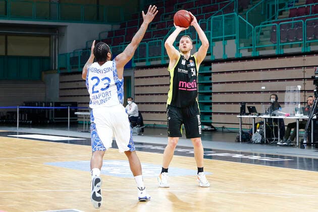 33 Matchday of the easyCredit BBL Basketball Bundesliga on 04 May 2021in the Oberfrankenhalle in Bayreuth Bavaria Germany season 2020 2021 Medi Bayreuth vs Fraport Skyliners Frankfurt Osvaldas Olisevicius Medi Bayreuth 31 right Quantez Robertson Fraport Skyliners Frankfurt 23 left