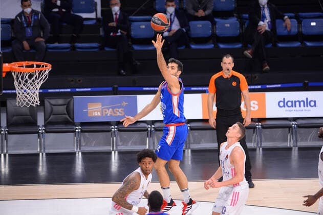 Krunoslav Simon (44) of Anadolu Efes during the Turkish Airlines Euroleague quarter final 5th match between Anadolu Efes and Real Madrid at Sinan Erdem Dome in Istanbul , Turkey on May 04 , 2021. 
