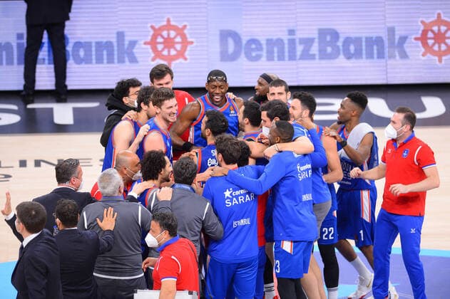 Anadolu Efes players celebrates for winning after the Turkish Airlines Euroleague quarter final 5th match between Anadolu Efes and Real Madrid at Sinan Erdem Dome in Istanbul , Turkey on May 04 , 2021. 