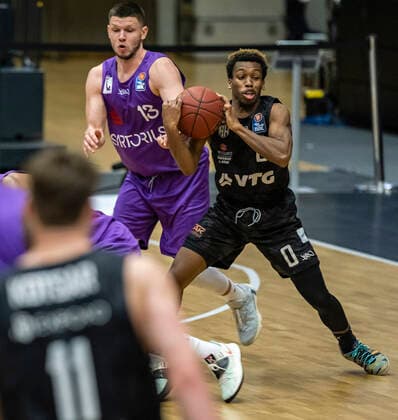 Rihards Lomazs BGG , TJ Shorts Towers 04 05 21, Hamburg Towers vs BG Göttingen, Hamburg Wilhelmsburg, edel optics Arena, easyCredit BBL, Basketball Bundesliga, season 2020 2021, 33 matchday Â