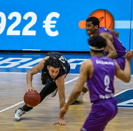 Max DiLeo Towers ,Aubrey Dawkins BGG 04 05 21, Hamburg Towers vs BG Göttingen, Hamburg Wilhelmsburg, edel optics Arena, easyCredit BBL, Basketball Bundesliga, season 2020 2021, 33 matchday Â