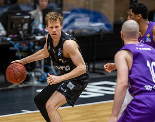 Jordan Swing Towers 04 05 21, Hamburg Towers vs BG Göttingen, Hamburg Wilhelmsburg, edel optics Arena, easyCredit BBL, Basketball Bundesliga, 2020 2021 season, 33 matchday Â