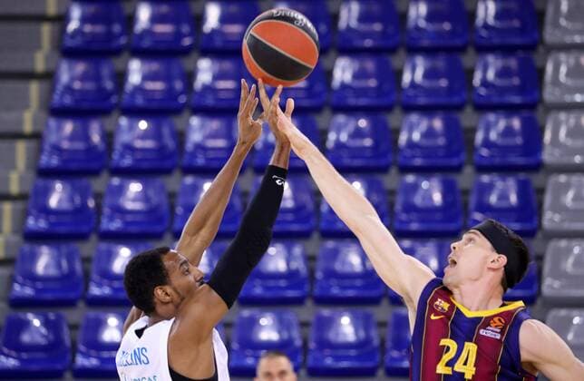 May 04, 2021, Barcelona, Catalonia, Spain Kyle Kuric and Hollins during the match betweeen FC Barcelona and Zenit Saint Petersburg, corresponding to the 5th match of the 1 4 final of the Euroleague, played at the Palau Blaugrana Photo JGS Cordon Press Cordon Press  xx xx
