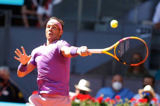 Rafael Nadal of Spain in action against countryman Carlos Alcaraz during their Mutua Madrid Open round of 32 match against held in Madrid, Spain, 05 May 2021. Mutua Madrid Open tennis tournament !ACHTUNG: NUR REDAKTIONELLE NUTZUNG!  Copyright: xChemaxMoyax GRAF085 20210505-637558275642221247