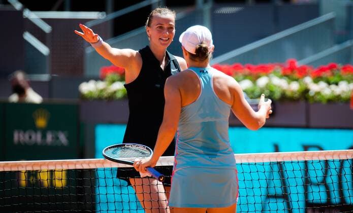 Mandatory Credit: Photo by Rob Prange Shutterstock (11888286ar) Petra Kvitova of the Czech Republic & Ashleigh Barty of Australia at the net after the quarter-finals of the 2021 Mutua Madrid Open WTA, Tennis Damen 1000 tournament Mutua Madrid Open, Tennis, La Caja Magica, Madrid, Spain - 05 May 2021 Mutua Madrid Open, Tennis, La Caja Magica, Madrid, Spain - 05 May 2021  Copyright: xRobxPrange Shutterstockx 11888286ar