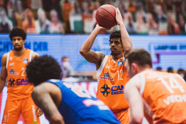 easyCredit BBL 33 Matchday RASTA Vechta vs SYNTAINICS MBC, 05 05 2021 Edgar Sosa RASTA Vechta, 12 easyCredit BBL 33 Matchday RASTA Vechta vs SYNTAINICS MBC on 05 05 2021 in Vechta RASTA Dome , Germany, Copyright: xBEAUTIFULxSPORTS Neddermannx