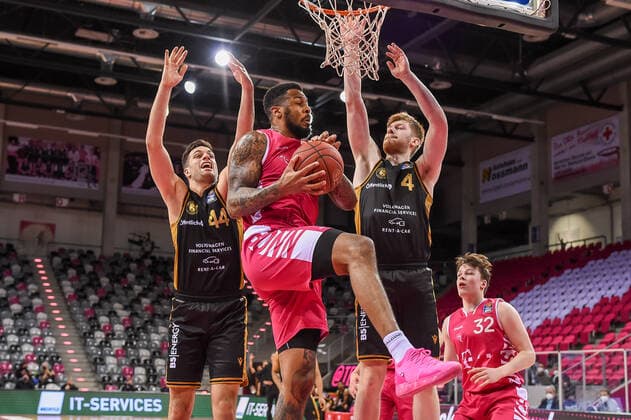 easyCredit BBL, Telekom Baskets Bonn vs Basketball Loewen Braunschweig, 05 05 2021 James Thompson IV Telekom Baskets Bonn 3 , easyCredit BBL, Telekom Baskets Bonn vs Basketball Loewen Braunschweig on 05 05 2021 at Telekom Dome Bonn, Bonn Nordrhein Westfalen Copyright: xBEAUTIFULxSPORTS Mueller-Laschetx