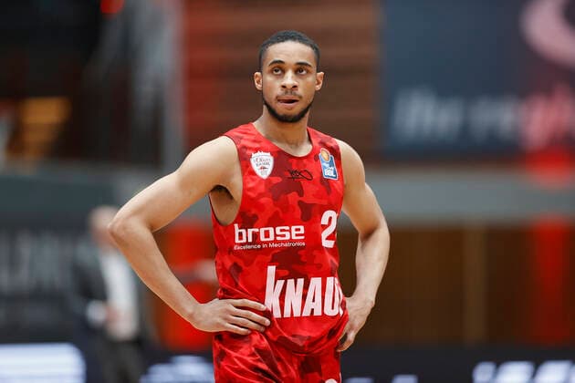 05 05 2021, Basketball, BBL 2020 2021, 33 matchday, s Oliver Wuerzburg NINERS Chemnitz, GER, Wuerzburg, s Oliver Arena, picture from left Cameron Hunt s Oliver Wuerzburg Copyright: HMBxMedia xHeikoxBecker