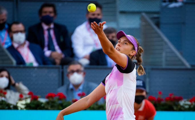 May 5, 2021, MADRID, MADRID, SPAIN: Elise Mertens of Belgium in action during the quarter-finals of the 2021 Mutua Madrid Open WTA, Tennis Damen 1000 tournament against Aryna Sabalenka of Belarus MADRID SPAIN - ZUMAa181 20210505_zaa_a181_306 Copyright: xRobxPrangex